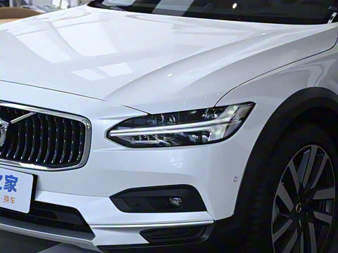 2024�� Cross Country B5 AWD �����