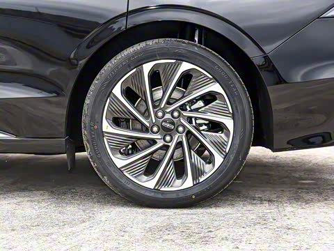 2025�� 2.0T ���ݻ춯��