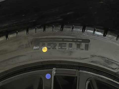 2025�� ����   Ultra ������