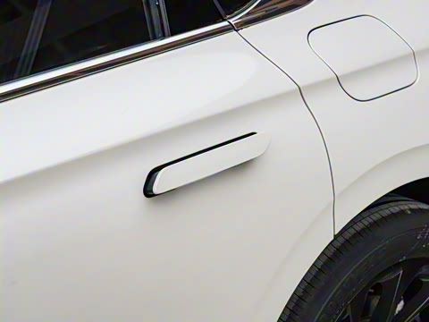 2025�� 2.0T ���л춯��