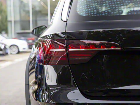 2024�� allroad quattro 45 TFSI