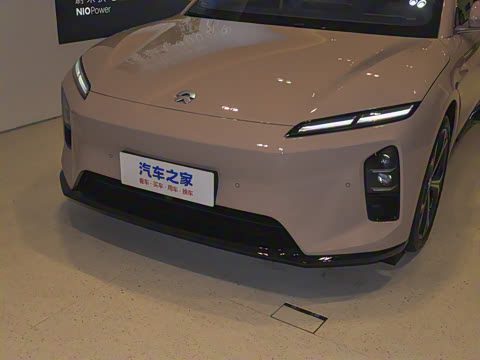 2025�� 75kWh Touring