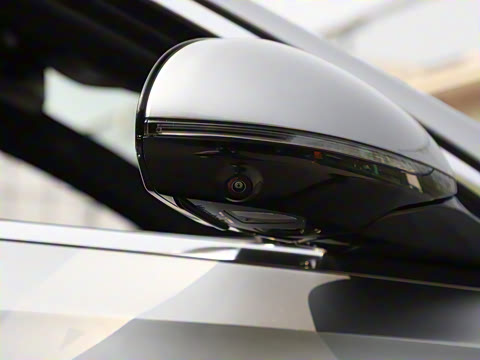 2024�� E 350 e L ���ʽ��϶����˶��γ�