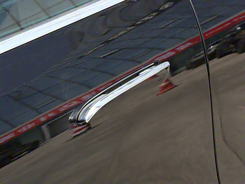 2025�� �Ŀ� E 300 L ʱ���˶���