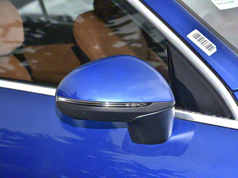 2024��  �Ŀ� GLC 260 L 4MATIC ������ 5��