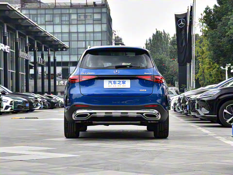 2024��  �Ŀ� GLC 260 L 4MATIC ������ 5��