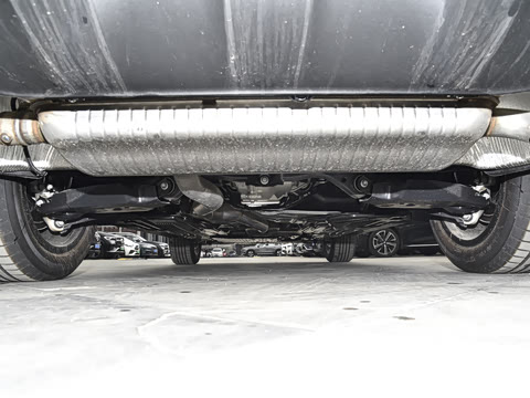 2024��  �Ŀ� GLC 260 L 4MATIC ������ 5��