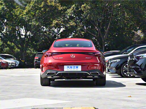 2025�� CLE 300 4MATIC �����ͽ��ܳ�