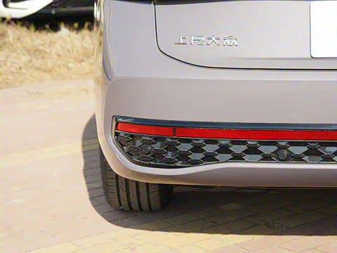 2025�� Pro 380TSI �ǿ���ҫ��