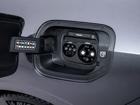 2024�� 95kWh 702km�����Ǽ�Ultra