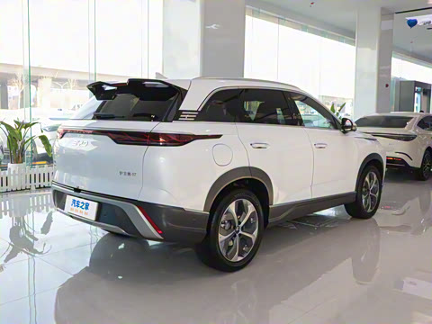 2024�� ��ҫ�� DM-i 205KM �콢��