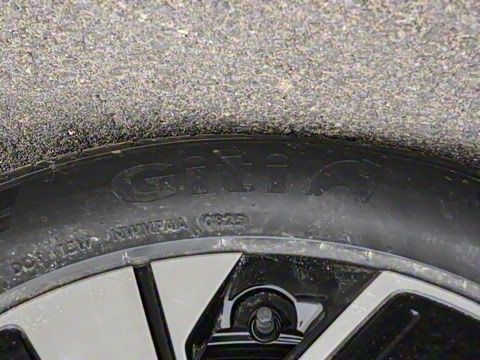 2025�� DM 215KM�����״��콢��