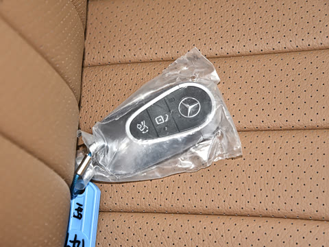 2024�� �Ŀ� E 300 L ʱ����