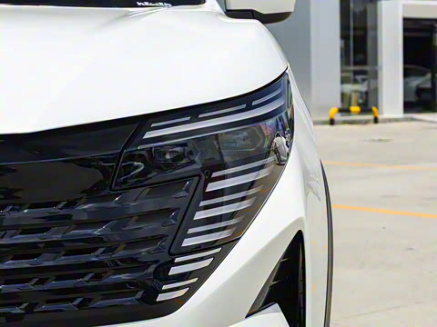 2025�� �Ŀ� ���� 2.0L CVT XV���İ�