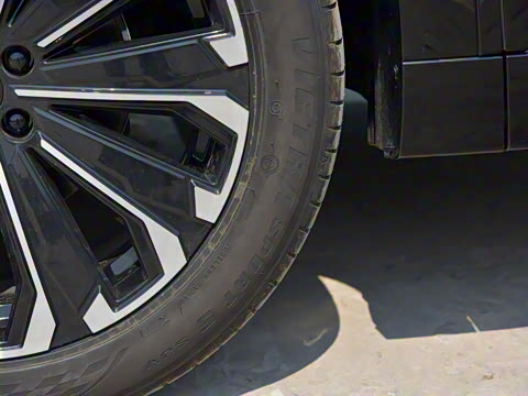 2025�� 2.0T ˫�����������ʿ�� 5��