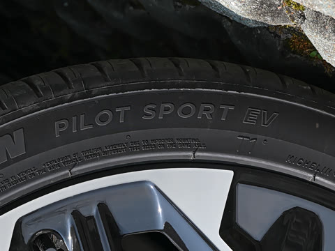 2025�� �����Ǽݰ� 75kWh