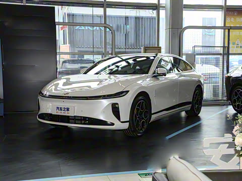 2025��  ���� ����� 710 Զ����