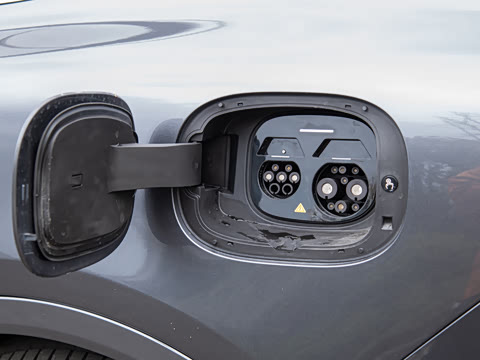 2025�� ���� 331km Ultra