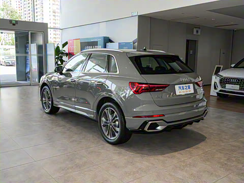 2025�� quattro 45�����ذ� 40TFSI ʱ�ж�����