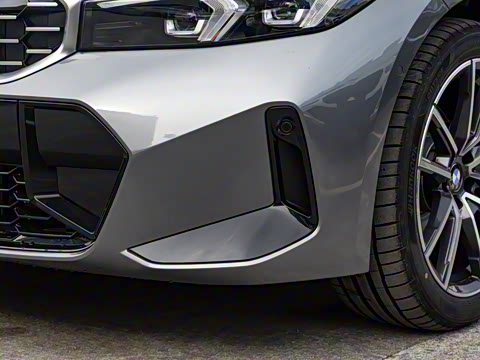 2025�� 325i M�˶���װ