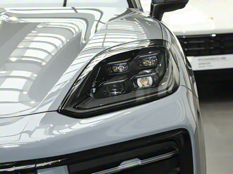 2025�� Cayenne 3.0T ���۰�