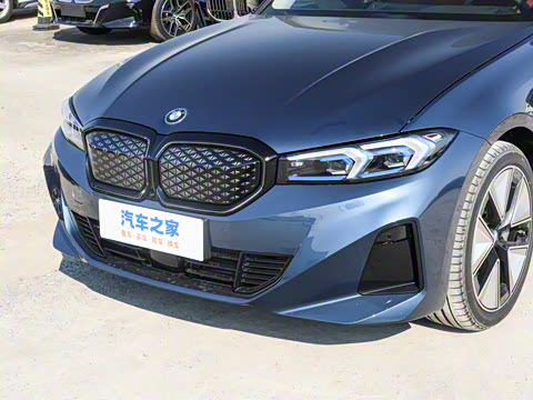 2025�� eDrive 40 L ��ҹ�˶���װ