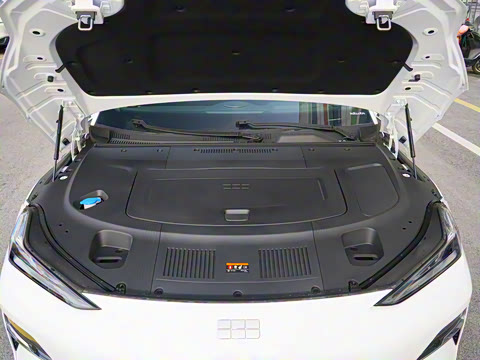 2025�� 700km Զ���Ǽݰ�