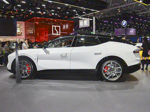 2025�� 600 ������