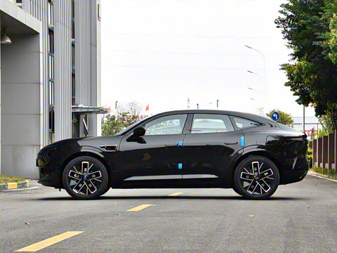 2025�� Max ���̰�