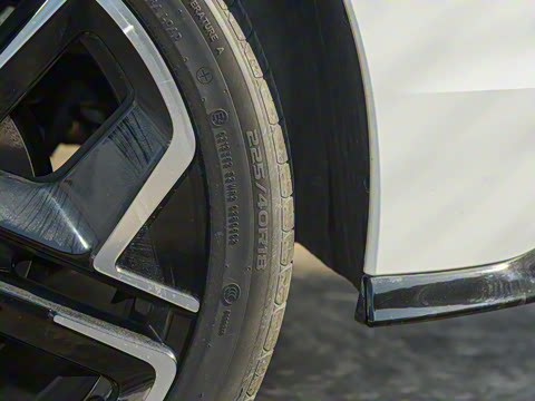 2025�� 300TSI R-Line