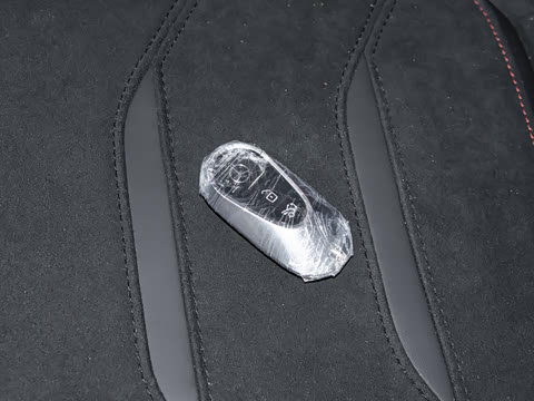 2025�� AMG GLC 43 4MATIC