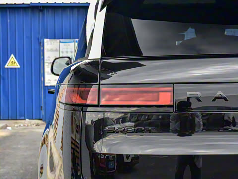 2025�� 400PS Dynamic HSE