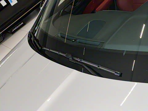 2025�� 2.0T 250PS R-DYNAMIC 90�����ذ�