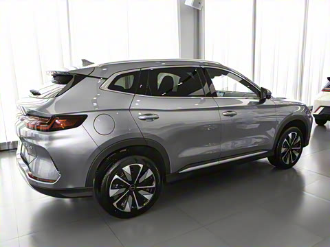 2025�� EV 520km �����