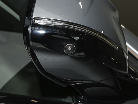 2023�� xDrive 30Li ������M�˶���ҹ��װ