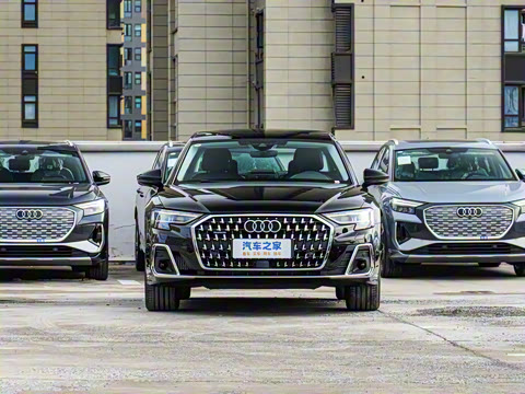 2025�� A8L 45 TFSI quattro ������