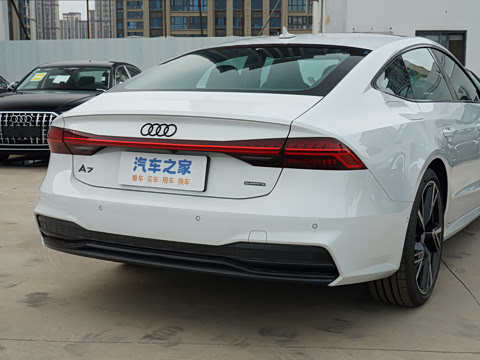 2024�� 55 TFSI quattro ������