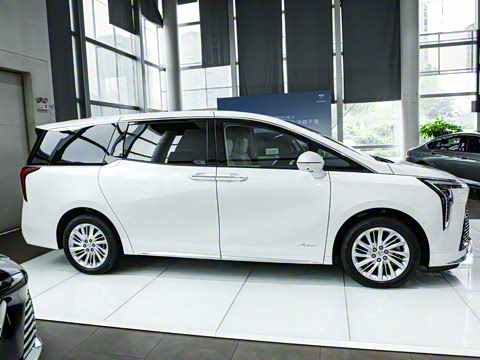 2025�� 2.0T ����������