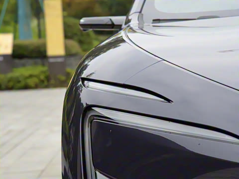 2025�� Ultra���̰�