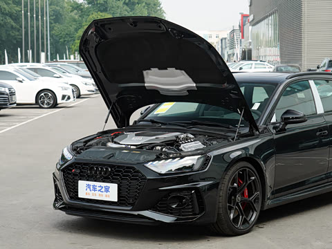 2024��  RS4 Avant ȼ���