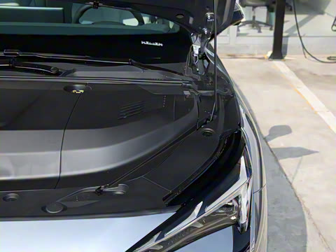 2024�� 560PRO 185kW