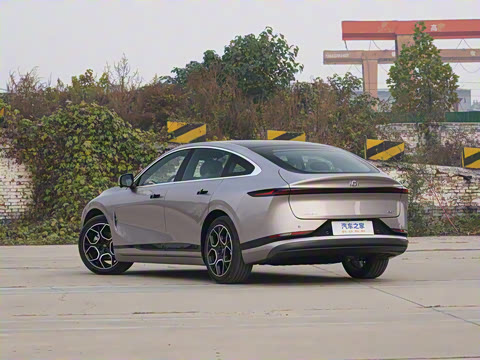 2025��  ���� ����� 525 �����