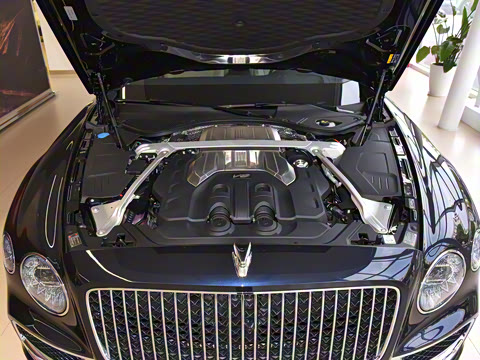 2024�� V8 Edition 8