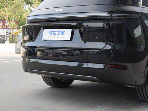 2025�� Ultra ���ܻ��°�