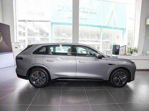 2024�� ���� 200 Pro+