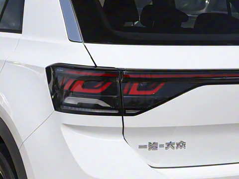 2025�� �Ŀ� 300TSI DSG���������