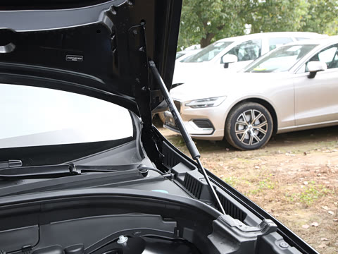 2025�� B5 ������Զ��ҹ�ڰ�