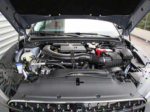 2025�� 2.0T ���а�