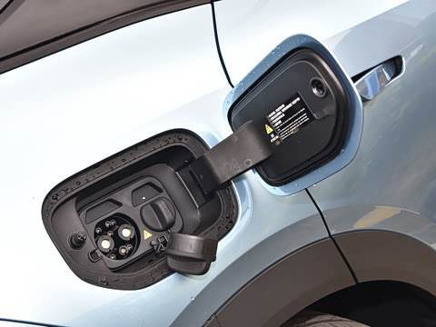 2025�� 285Max ��ΪǬ���Ǽ�ADS SE���̰�