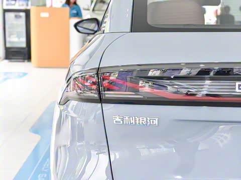 2025�� EM-i 60km ������